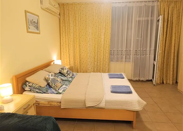 Aquamarin B - Sloneczny Brzeg-nesebyr *